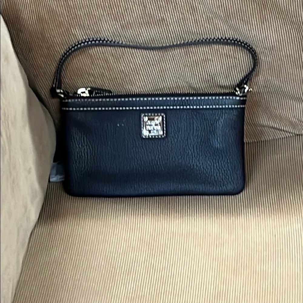 Elegant Black Leather Women's Bag